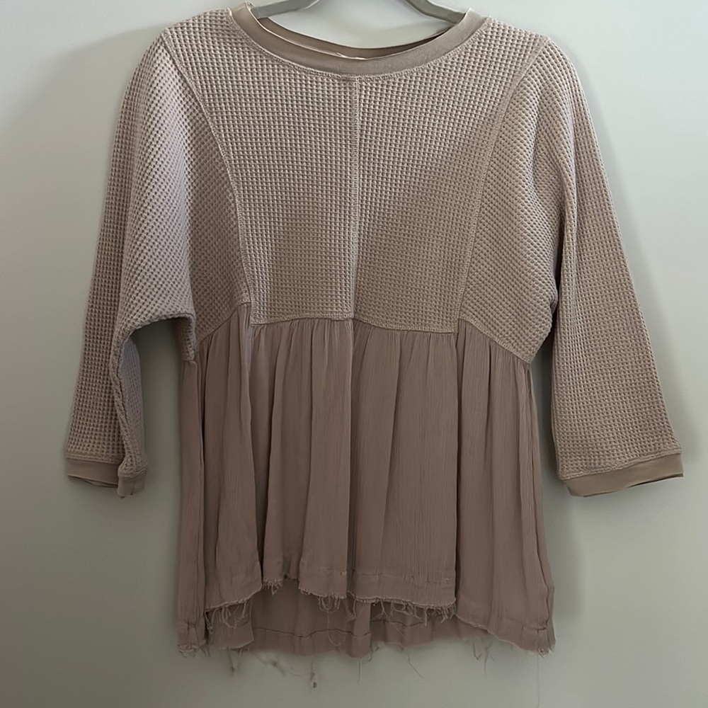 Hailey & Co Waffle Knit Babydoll 3/4 Sleeve Raw Hem Top | S
